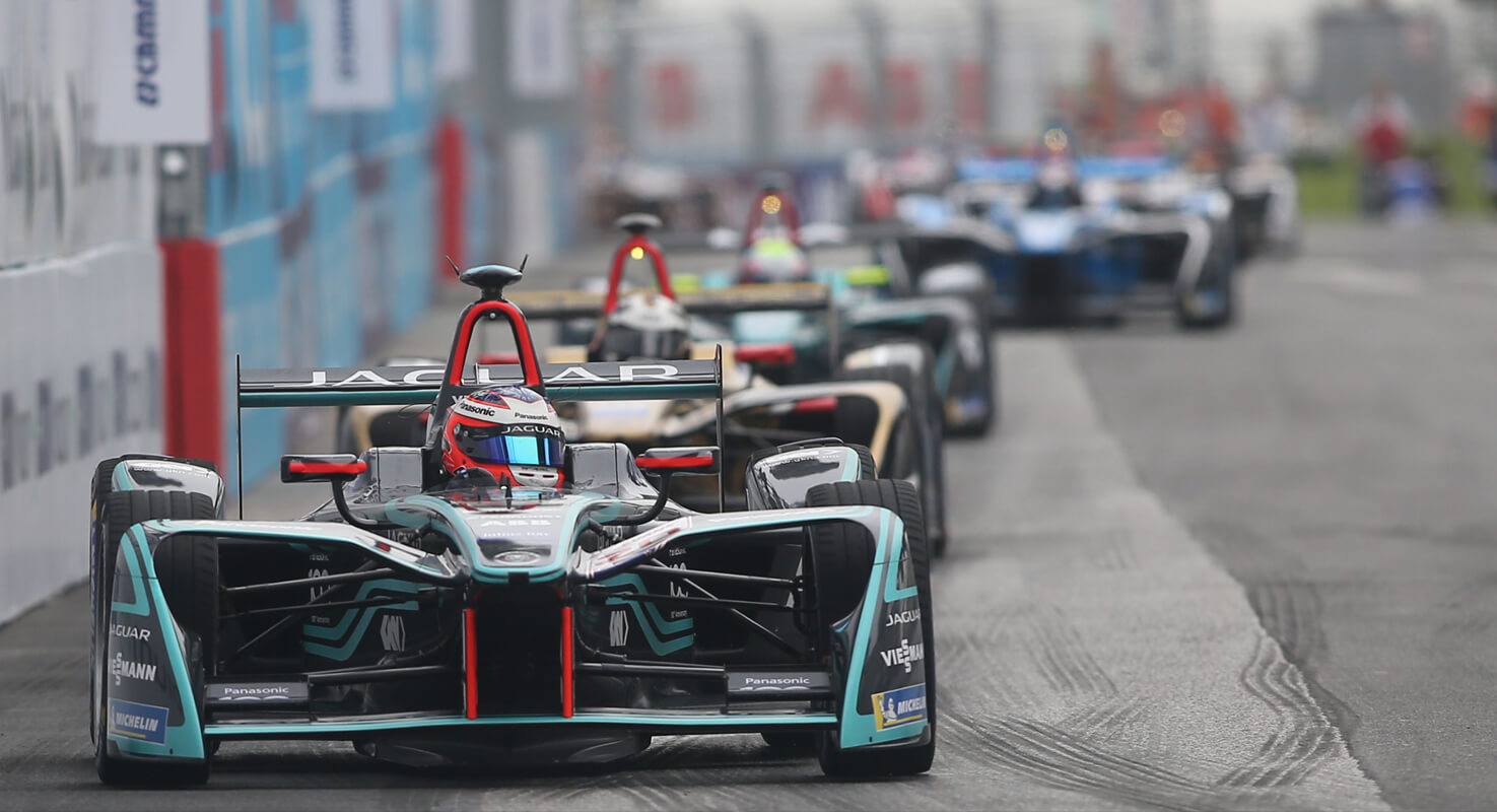Image Subway Buka di Indonesia, hingga Formula E 2022