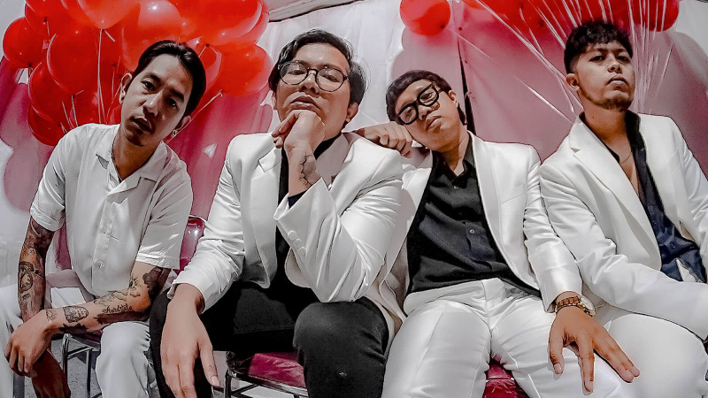 Image ALBUM PERAYAAN PATAH HATI FOR REVENGE DIBIKIN ORKESTRA! KEBAYANG GAK?