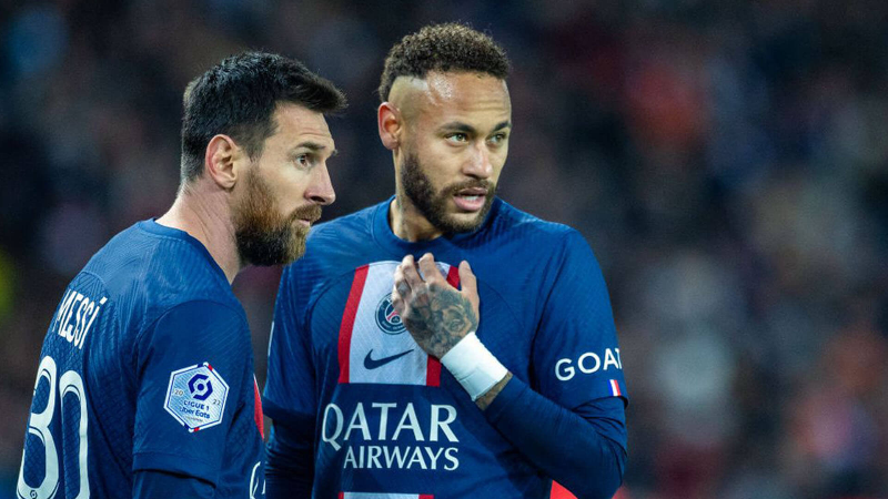 Image MESSI & NEYMAR DIDEMO SUPORTER PSG: PERGI AJA LO!